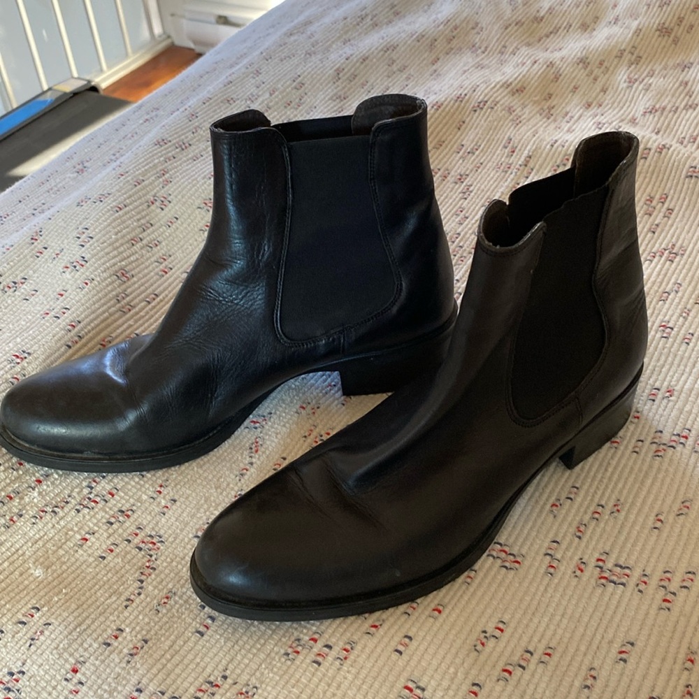 Chelsea boots